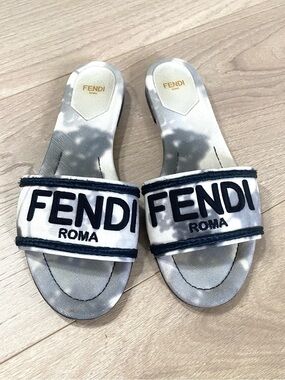 Authentic Fendi Roma Logo Slides | Size 38.5 | Made in Italy